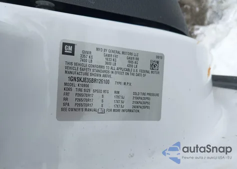 2011 Chevrolet Suburban 1500 Lt1 z USA, uszkodzony, nr VIN 1GNSKJE35BR126100